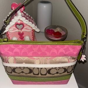 Vintage Coach shoulder bag